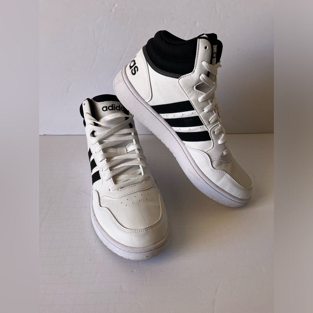 Men’s Adidas Hoop 3.0 Mid Classic Sneakers